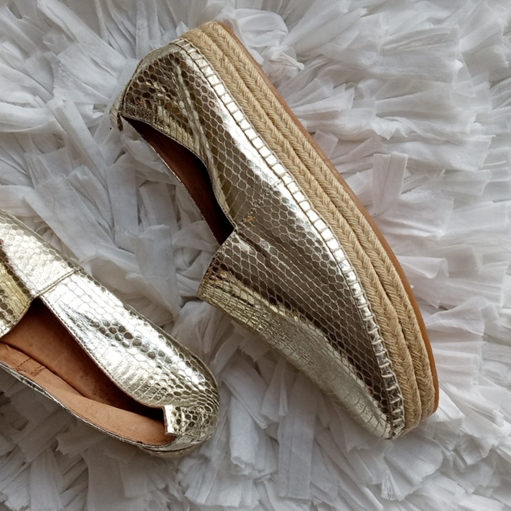 Steve Madden Gold Snake Espadrilles 9